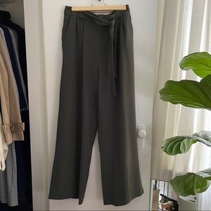 Lululemon - Work/Play Pants with Tie
